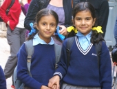 Schülerinen in Kathmandu